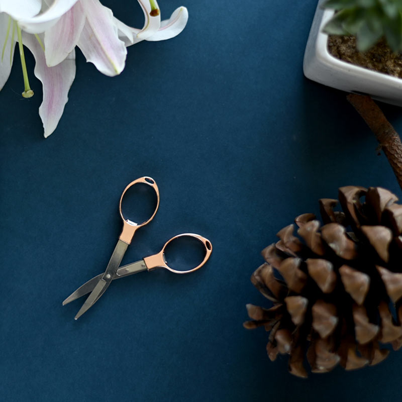 Folding scissors - rose gold